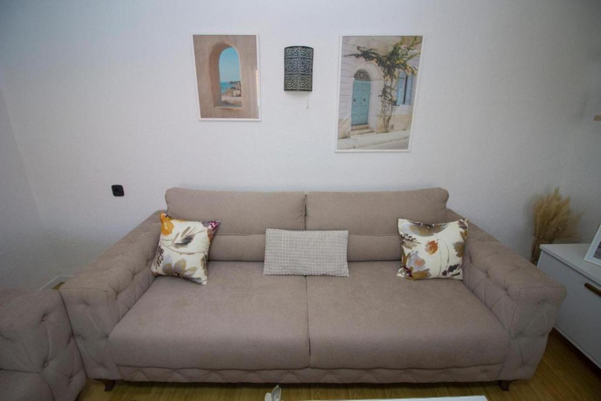 Summer House With Heated Swimming Pool Mostar Extérieur photo